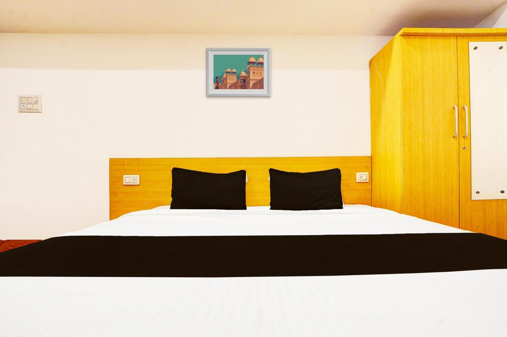 Super Hotel O The Vantage Inn Nagpur Buitenkant foto